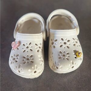 CROCS Kids White Clogs with Flower Cutouts